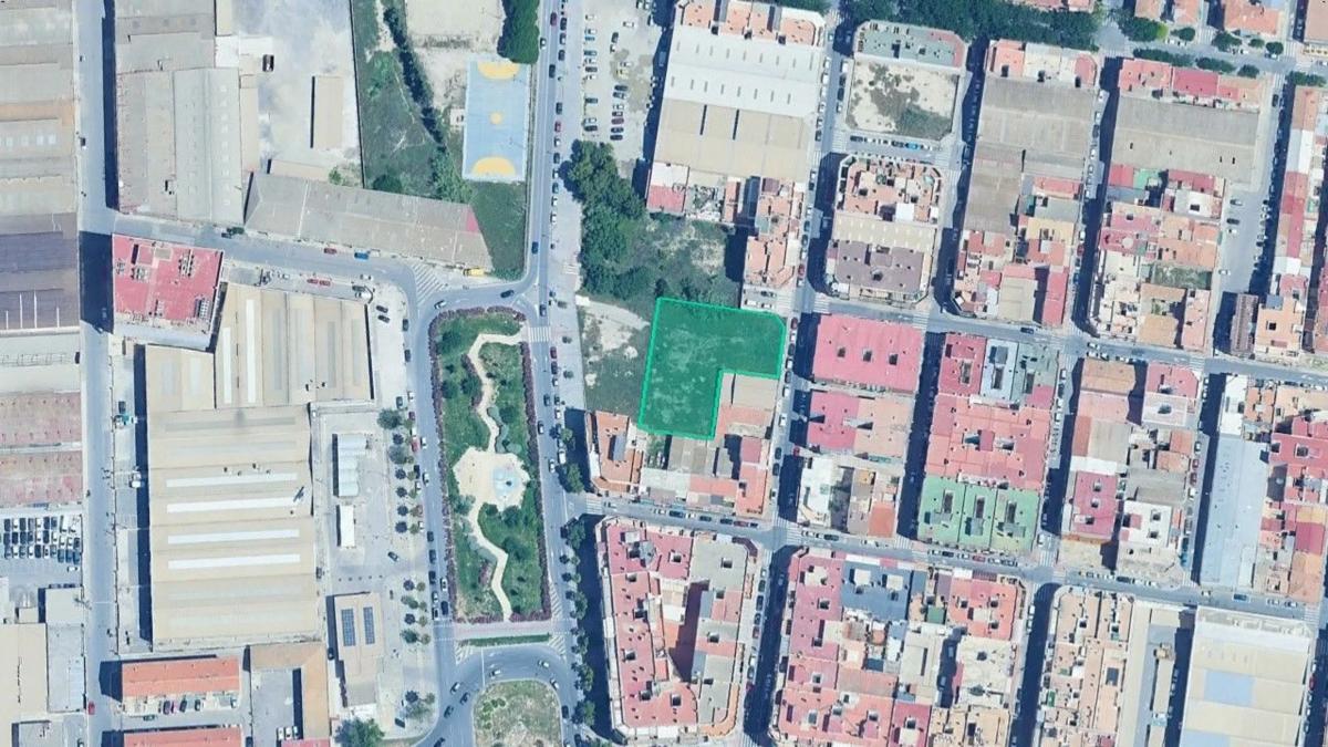 Terreno en venta en Alicante / Alacant, Alicante photo 4