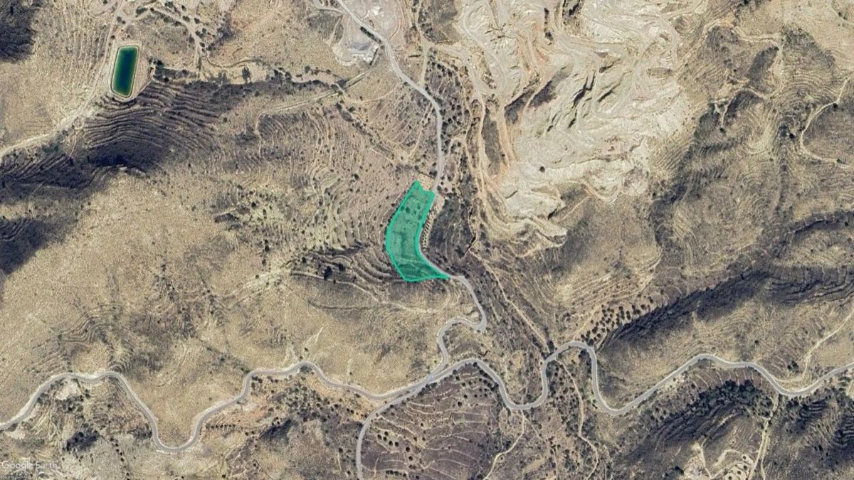 Land for sale in Busot, Alicante photo 1