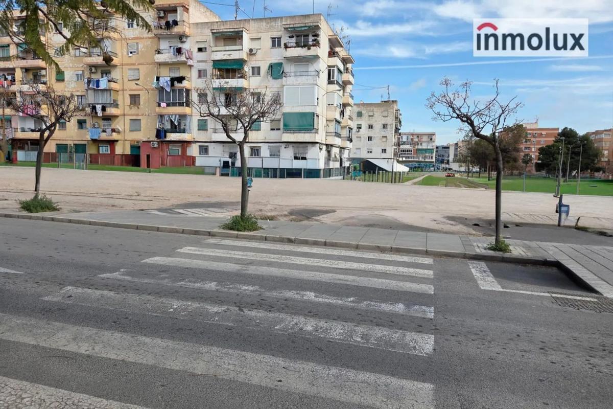 Terreno en venta en Alicante / Alacant, Alicante photo 5
