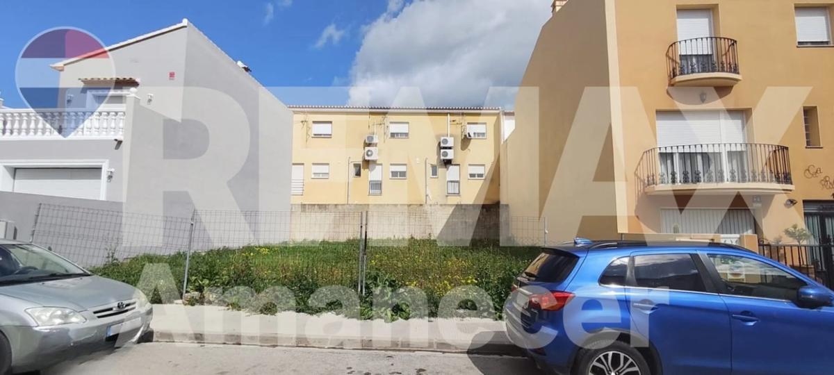 Terreno en venta en Beniarbeig, Alicante photo 2