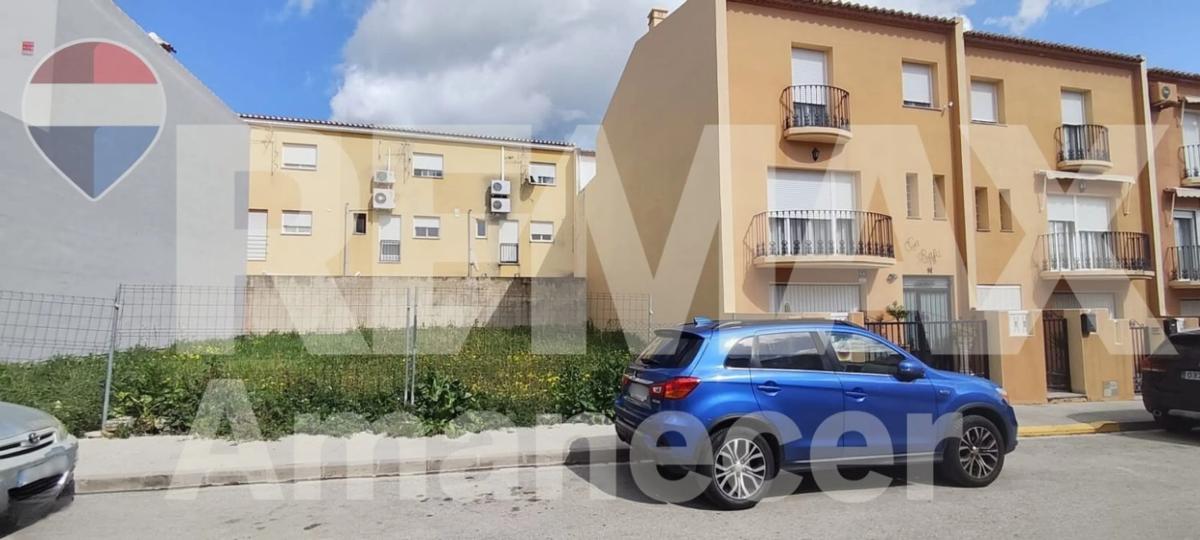 Terreno en venta en Beniarbeig, Alicante photo 3