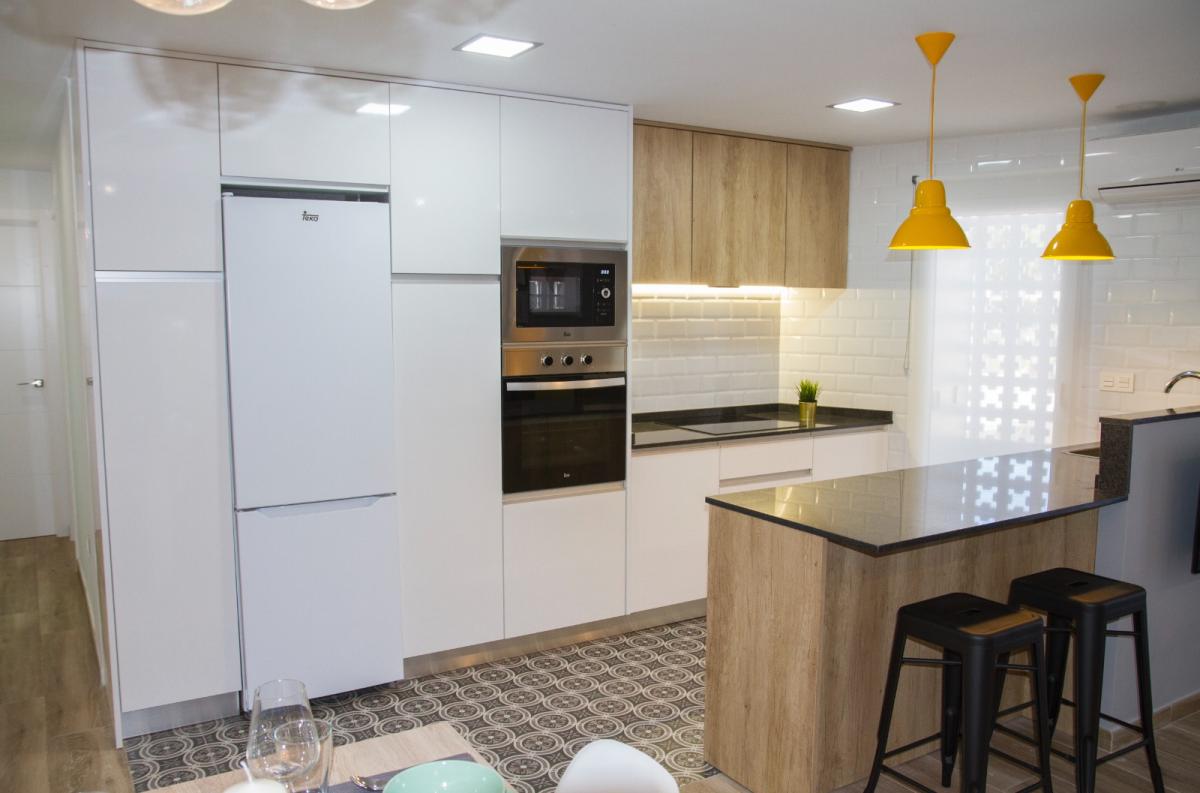 Venta de piso en Calle Pedreguer, 5, Alicante / Alacant
photo 4