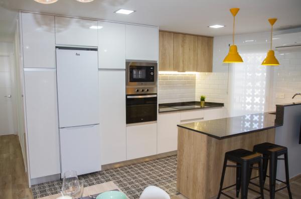 Продажа квартиры на Calle Pedreguer, 5, Аликанте / Алакант
 photo 4