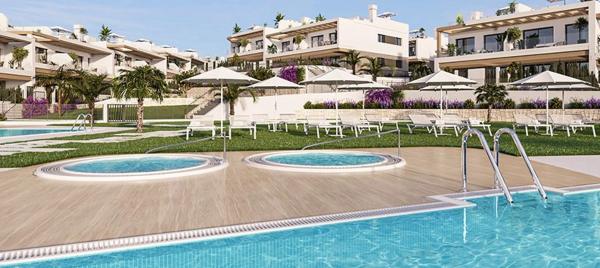 Promoción Avenida de Denia, 5 obra nueva en Torrevieja photo 1
