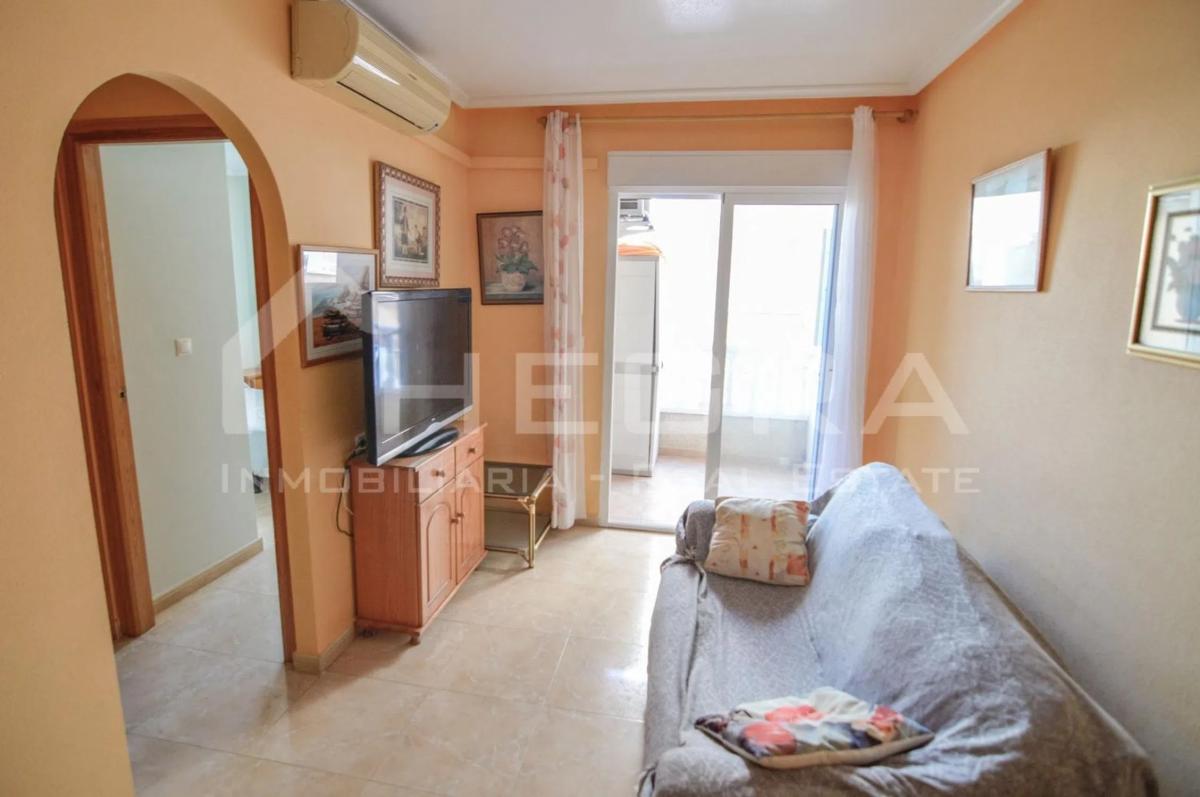 Venta de piso en Calle Patricio Zammit, 39, Torrevieja
photo 2