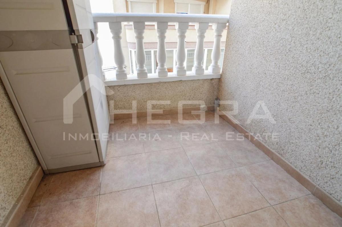 Venta de piso en Calle Patricio Zammit, 39, Torrevieja
photo 3