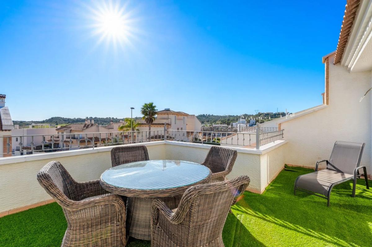 Sale of independent chalet in La Cañada - Los Alcores, San Miguel de Salinas
 photo 4