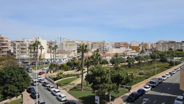 Sale of flat in Calle los Portalicos, Torrevieja
 photo 2