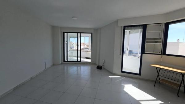 Sale of flat in Calle los Portalicos, Torrevieja
 photo 3