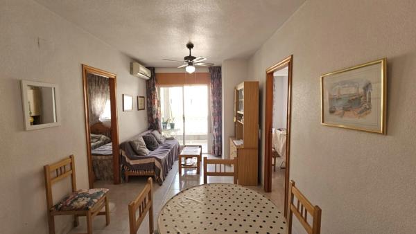 Sale of flat in Calle Rafal, Torrevieja
 photo 1