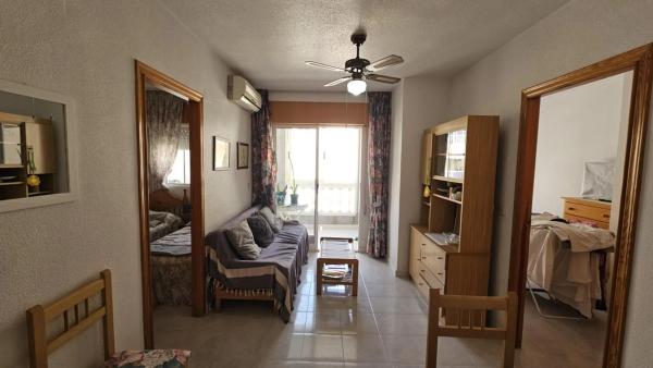 Sale of flat in Calle Rafal, Torrevieja
 photo 2