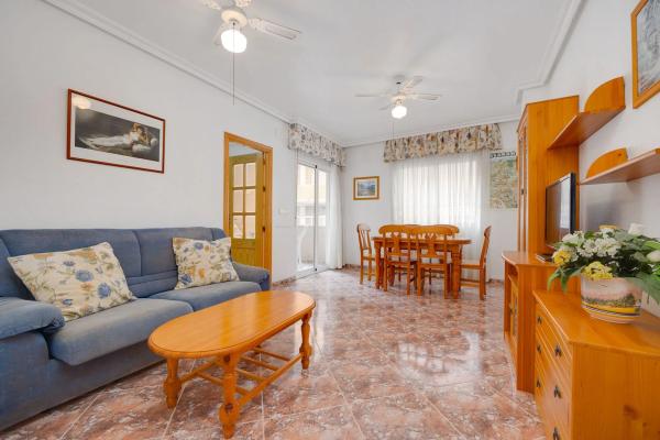 Sprzedaż mieszkania w Calle Goleta, 18, Torrevieja
photo 1