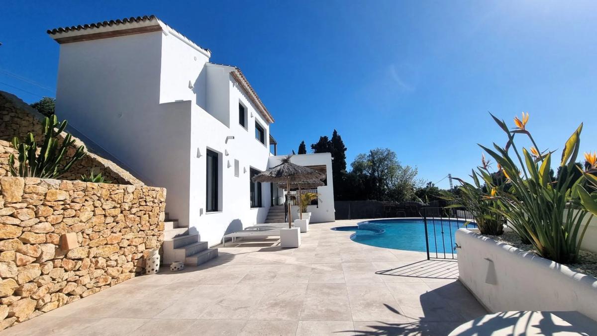 Venta de chalet independiente en Calle Pintor Rembrandt, Moraira
photo 2