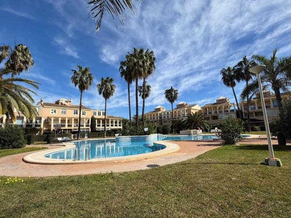 Sprzedaż mieszkania w Barrio Les Bassetes-El Marjal, Dénia
photo 1