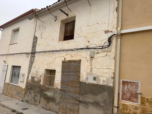 Chalet adosado en calle Casas Escandell photo 4