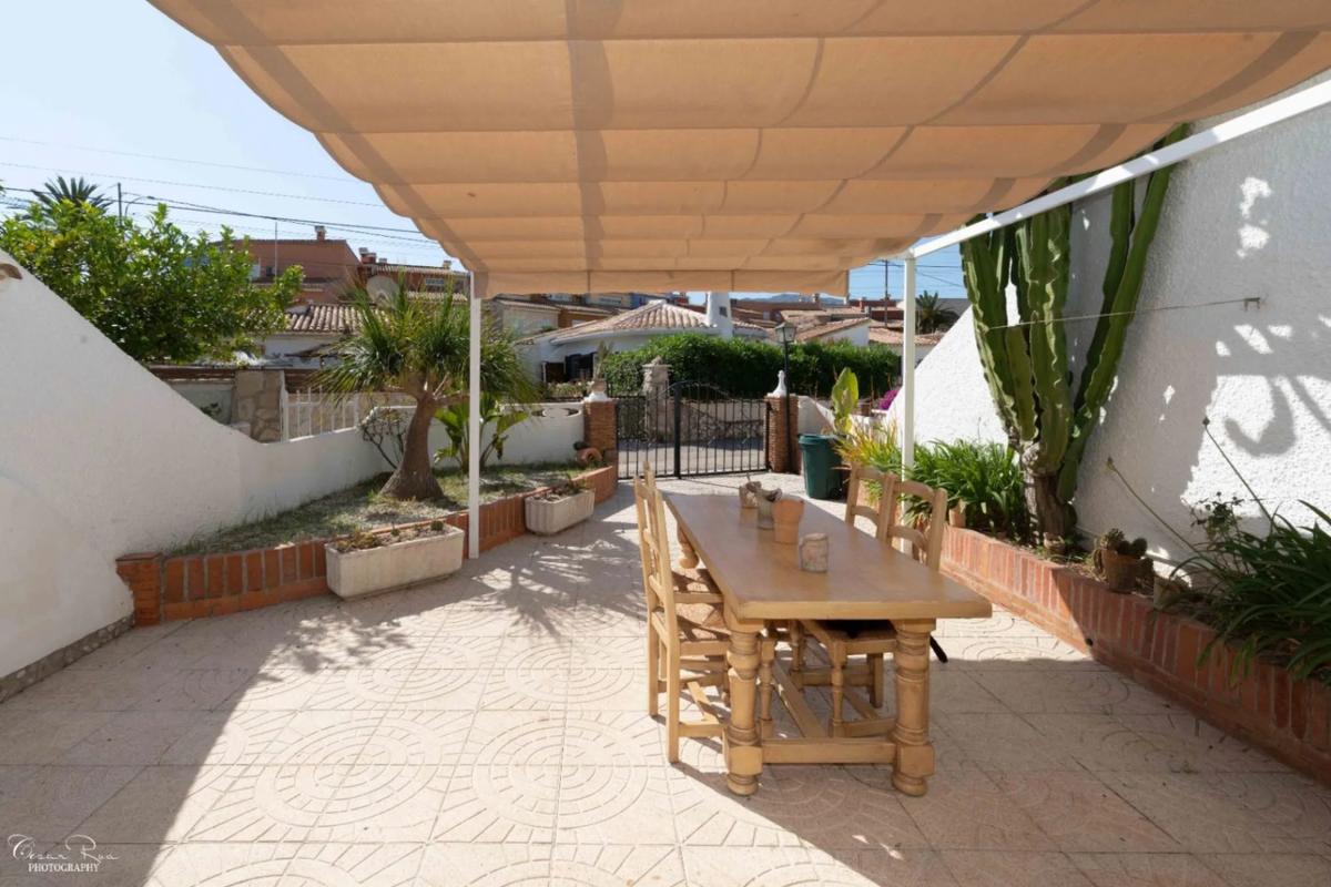 Sale of apartment in Barrio Les Bassetes-El Marjal, Denia
photo 3