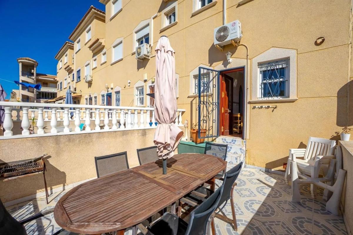 Sprzedaż szeregowego domku w Barrio Los Balcones y los Altos , Orihuela photo 3