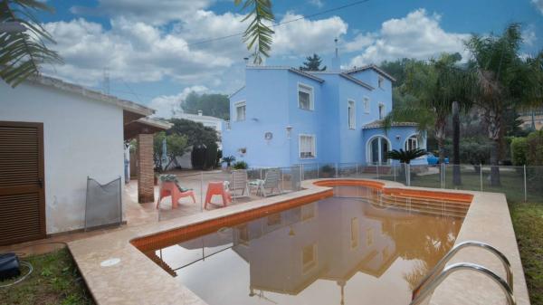 Chalet independiente en venta en El Montgó, Denia
photo 1