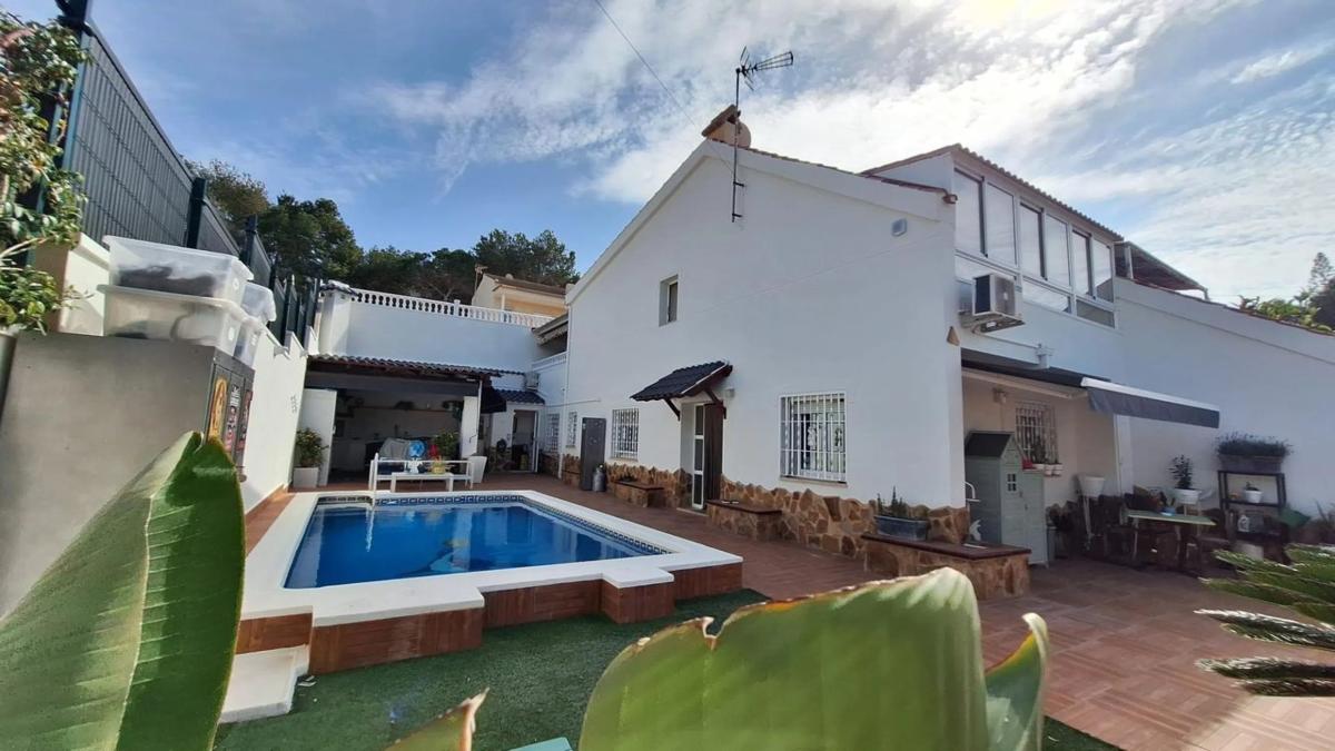 Sprzedaż niezależnego domku jednorodzinnego w  Barrio Los Balcones - Los Altos del Edén, Torrevieja photo 2