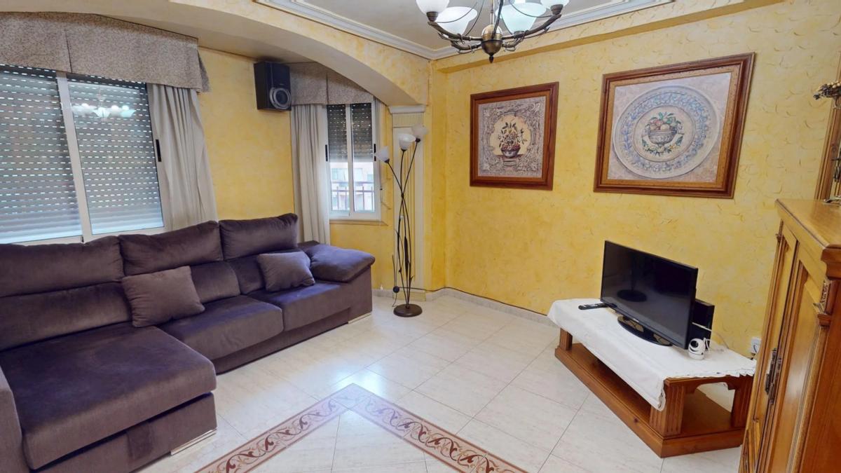 Sale of apartment in Calle Salitre, Crevillente
photo 3