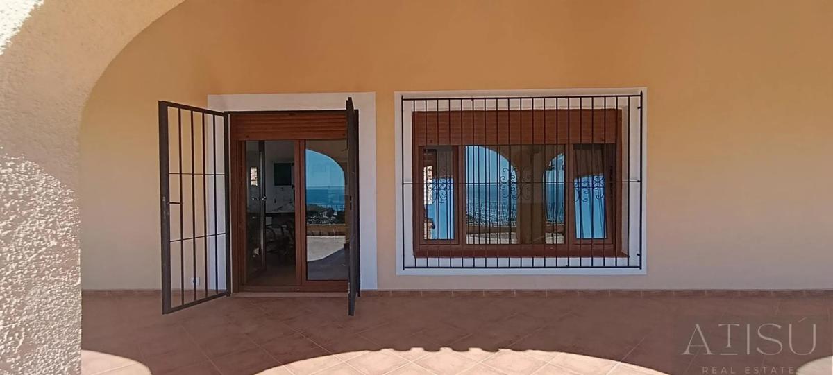 Недвижимость на продажу и в аренду в Испании photo 5