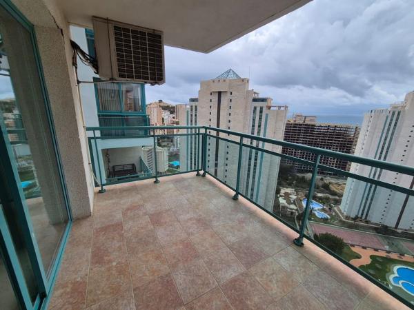 Sale of flat in Calle Terral, La Villajoyosa / Vila Joiosa
 photo 2