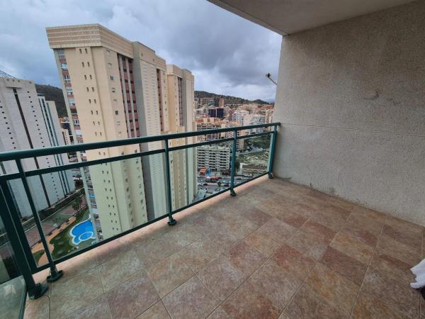 Sale of flat in Calle Terral, La Villajoyosa / Vila Joiosa
 photo 3