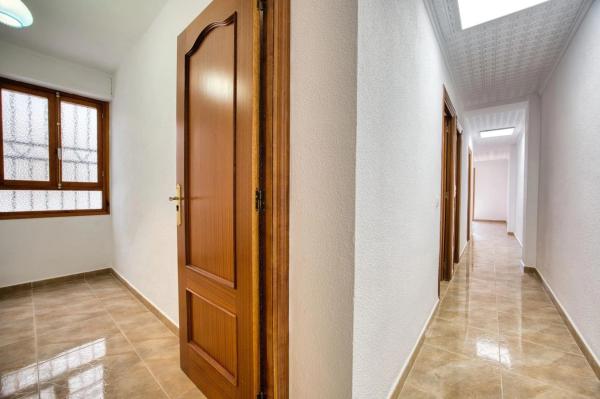 Sale of flat in Barrio El Acequión, Torrevieja
 photo 4