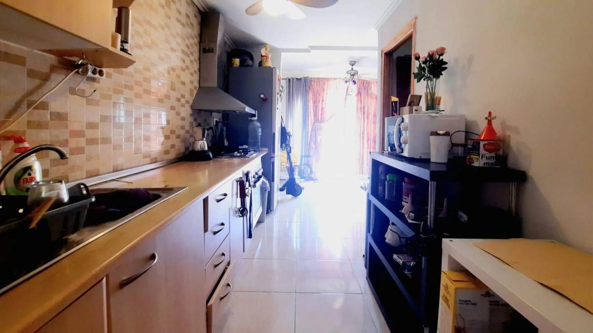 Venta de piso en Barrio La Siesta - El Salado - Torreta, Torrevieja
 photo 4