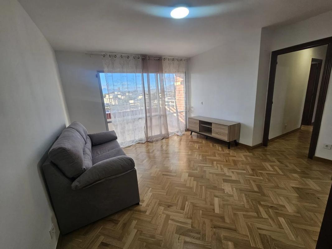 Venta de piso en Calle Cronista Vicente Martínez, Alicante / Alacant
photo 1