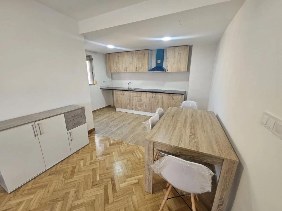 Venta de piso en Calle Cronista Vicente Martínez, Alicante / Alacant
photo 2