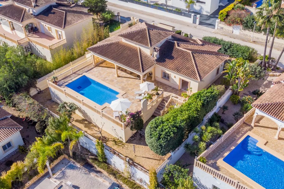 Venta de chalet independiente en CL BENIMAURELL, Moraira
photo 1