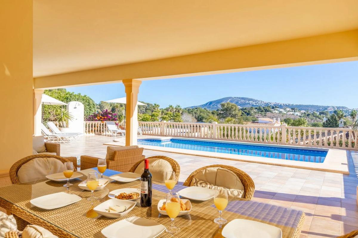 Venta de chalet independiente en CL BENIMAURELL, Moraira
photo 4