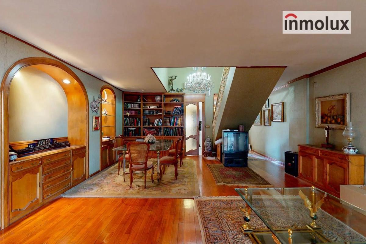 Venta de duplex en Avenida Maisonnave, Alicante / Alacant photo 2