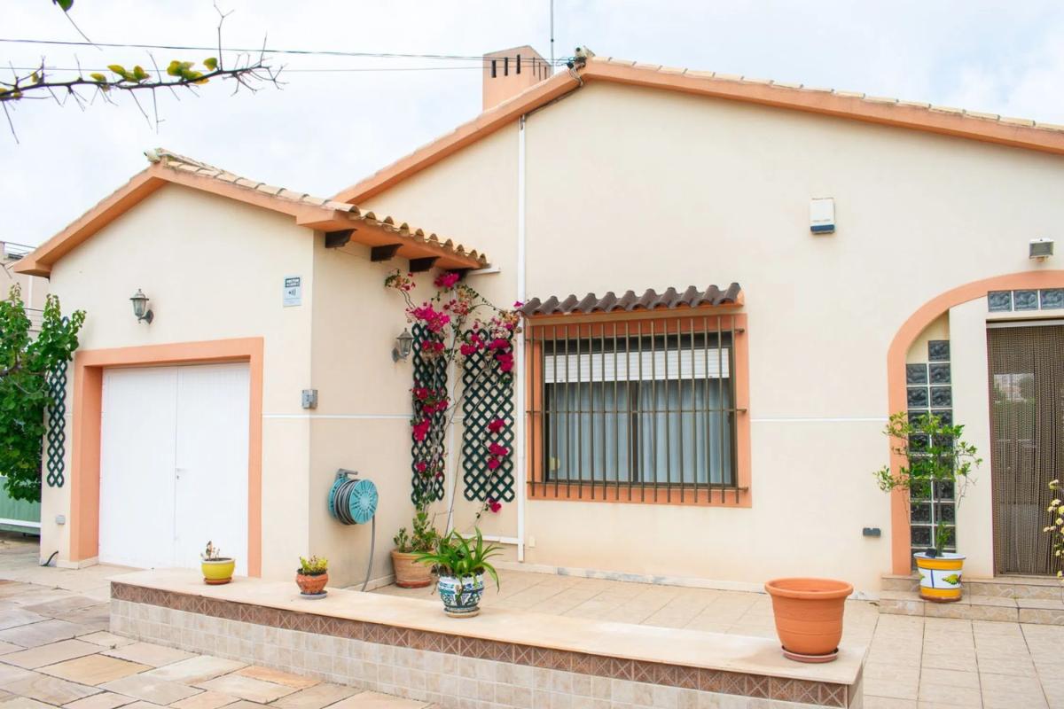 Продажа отдельного шале в Avenida Velero, 524, Ориуэла photo 2