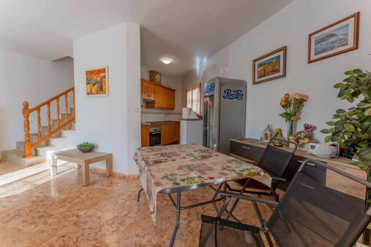 Properties for sale and rent in Spain photo 2