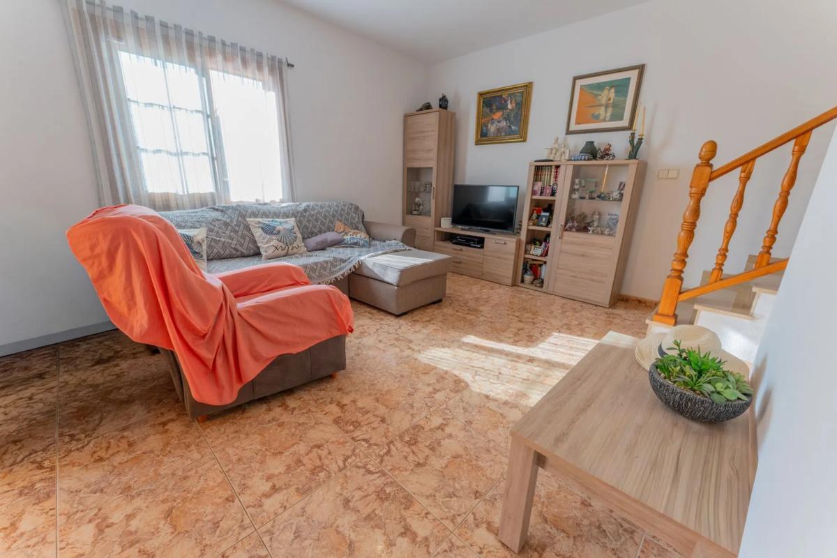 Properties for sale and rent in Spain photo 3