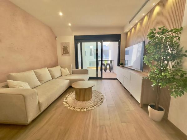Sale of flat in Calle Teulada, 76, Torrevieja
 photo 1