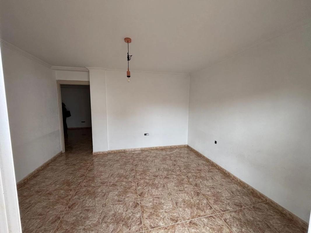 Venta de piso en Barrio Carrús Este, Elche / Elx
photo 2
