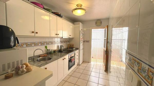 Chalet wolnostojący na sprzedaż w  Pueblo Latino, Pilar de la Horadada photo 4