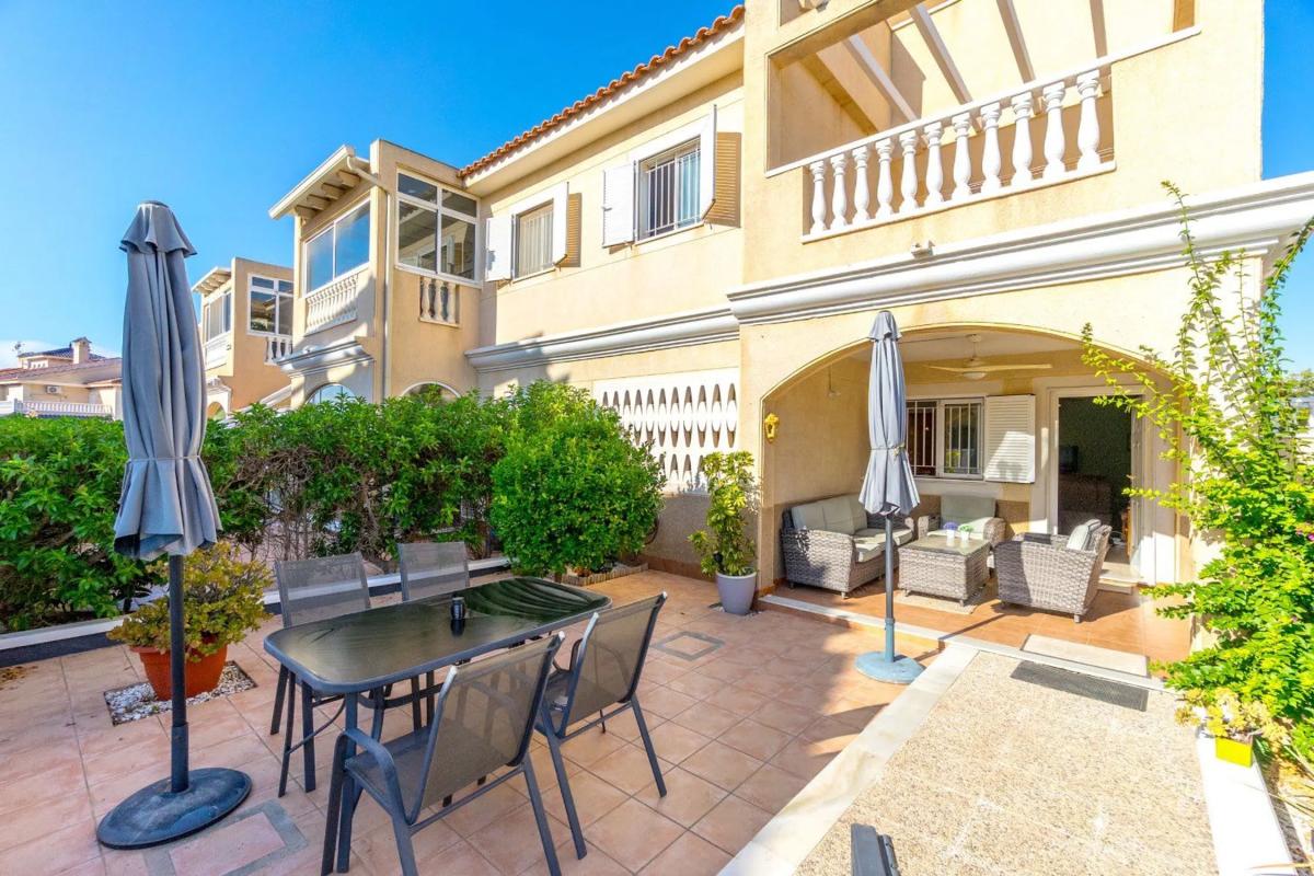 Venta de duplex en Barrio Zeniamar, Orihuela photo 3