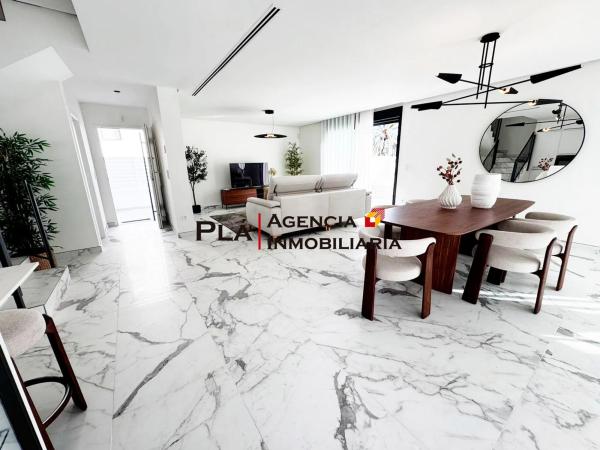 Casa independiente photo 1