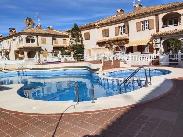 Sale of flat in Barrio Los Balcones - Los Altos del Edén, Torrevieja
 photo 1