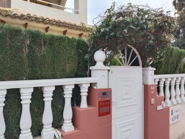 Sale of flat in Barrio Los Balcones - Los Altos del Edén, Torrevieja
 photo 2