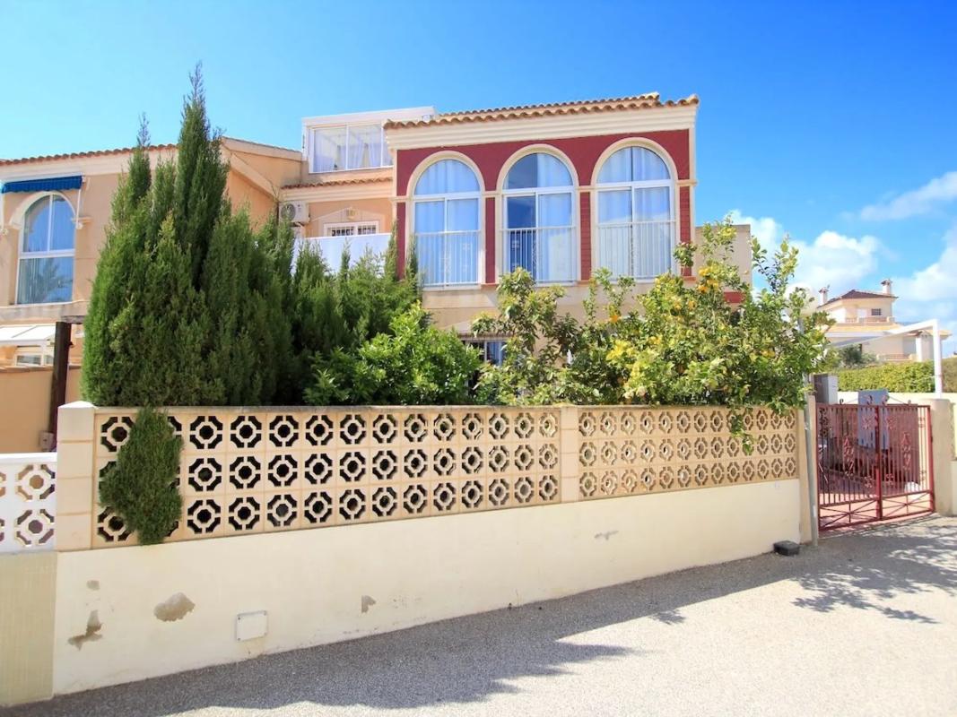 Sprzedaż duplexu w Calle de Las Dalias, Orihuela photo 3