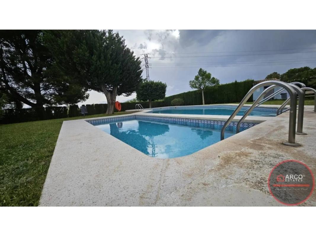 Properties for sale and rent in Spain photo 2
