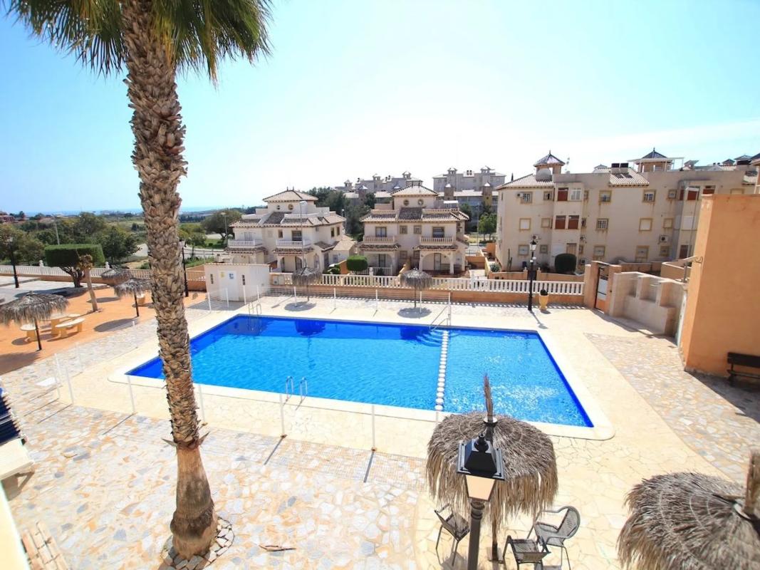 Venta de chalet adosado en  Calle Castillo de la Torre Grosa , Orihuela photo 4