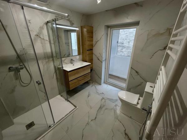 Продажа квартиры на Calle Navarregui, Сан-Хуан-де-Аликанте
photo 1