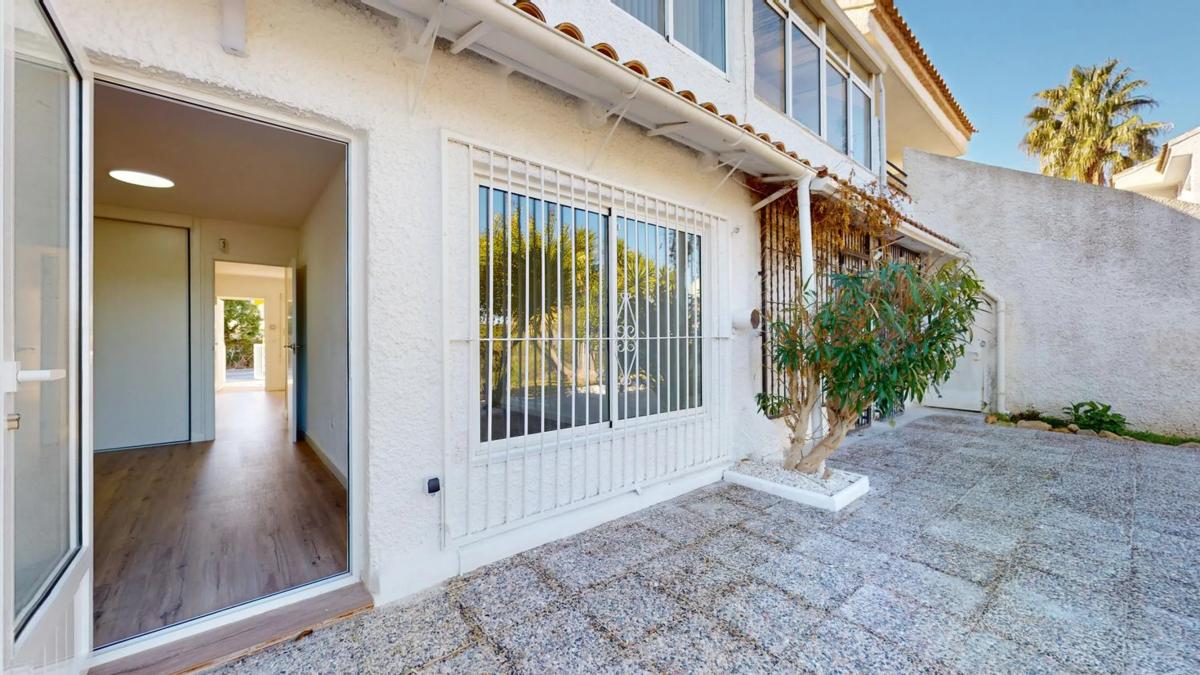 Venta de piso en UR V MARTIN ARCHENA, Orihuela
 photo 2