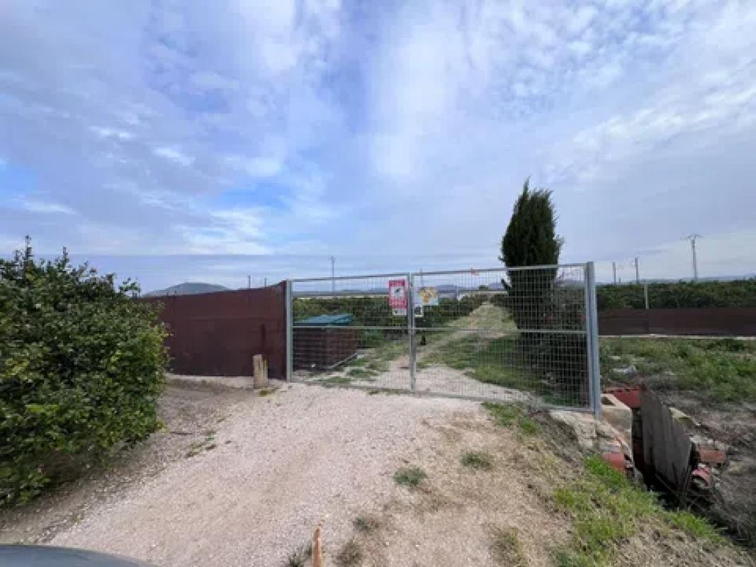 Terreno en venta en Orihuela, Alicante photo 1
